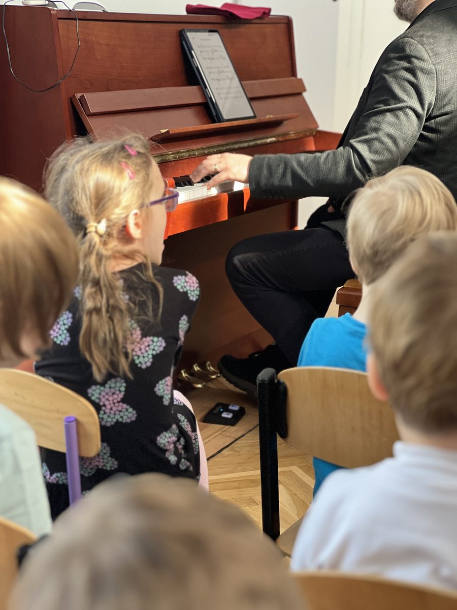 Koncert Filharmonii Narodowej Pięciu wspaniałych — zdjęcie 3